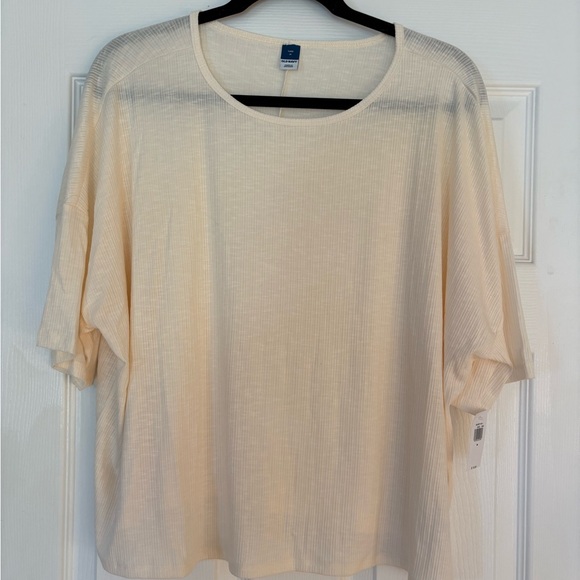 Old Navy Tops - NWT Old Navy Women's Cream Short Sleeve Top